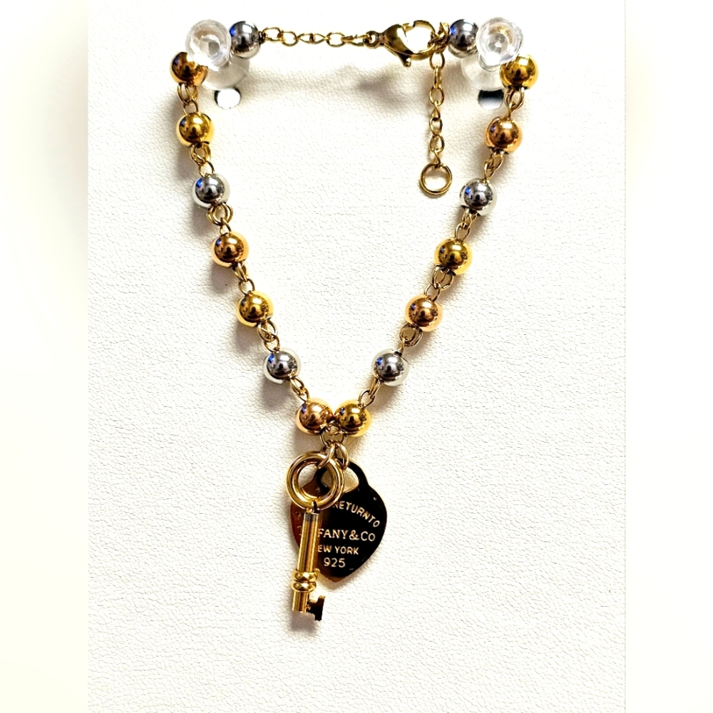 Bubble Heart And Key Bracelet